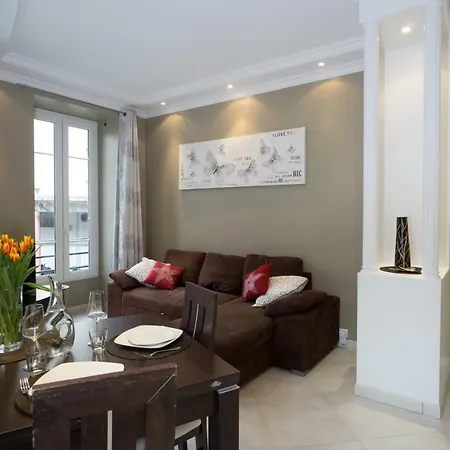 Apartment With Parking In Nice Near The Harbor Exterior photo